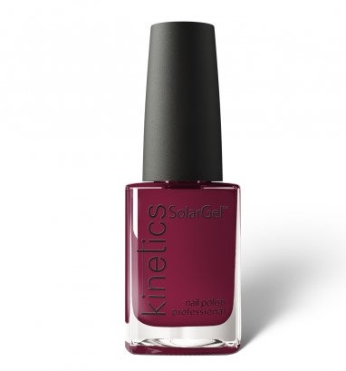 Kinetics SolarGel Nail Polish Signature Wine #224 / طلاء أظافر من كينتيكس سولار جيل سيجنيتشر واين  #224